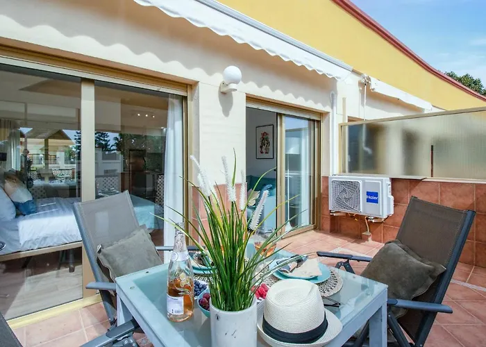 Modern Romana Playa In Marbella, Elviria Apartamento *