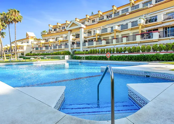 Modern Romana Playa In Marbella, Elviria Apartamento *